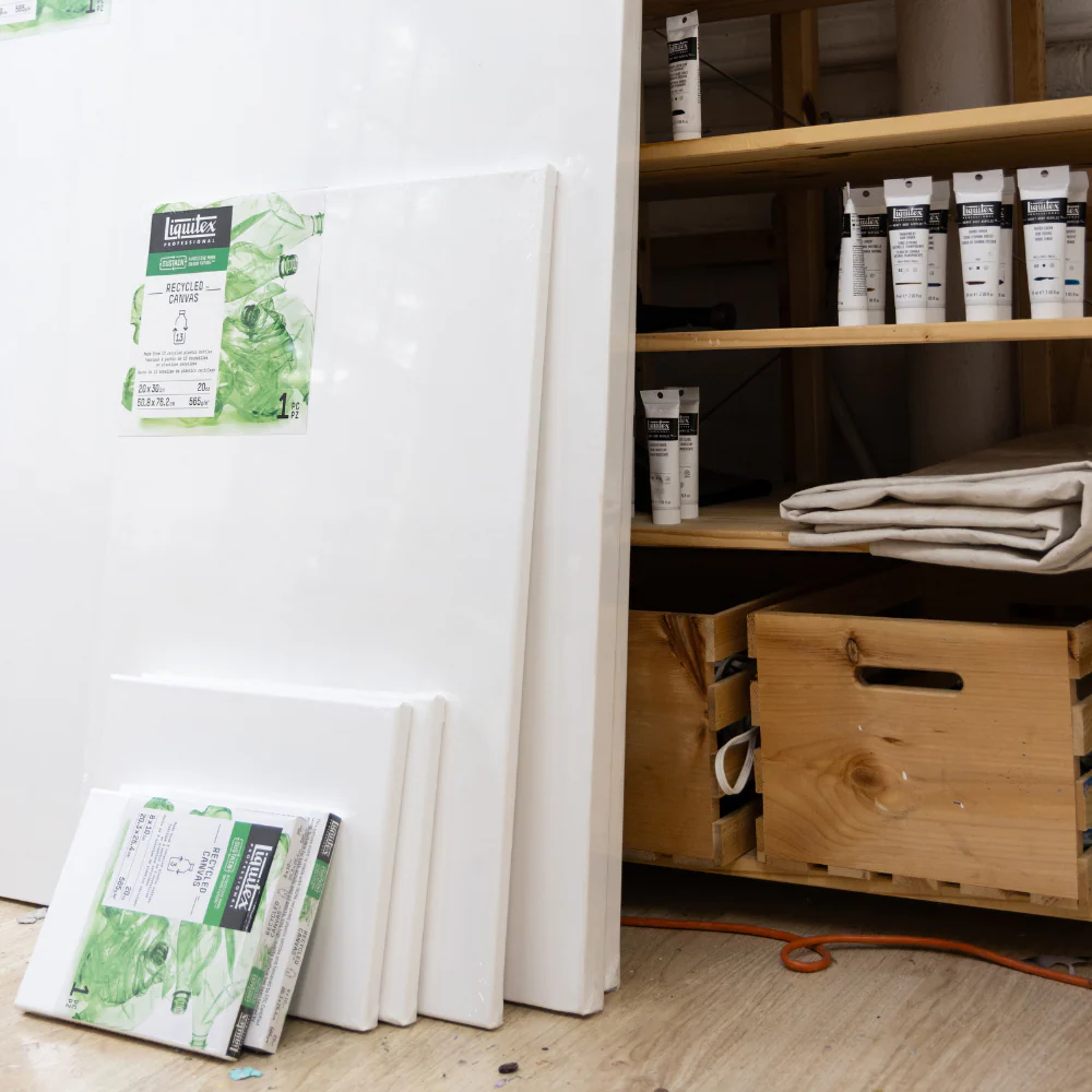 Liquitex Recycled Plastic Canvas - Deep Edge
