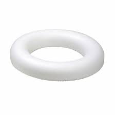 Piepschuim ring 17cm